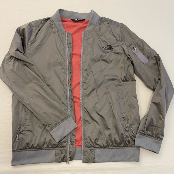 The North Face light jacket - Picture 10 of 11